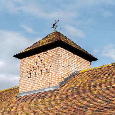 Pigeon House - Unique Barn With Private Garden, Hot Tub And Wood Burner Villa Shrewsbury Eksteriør billede