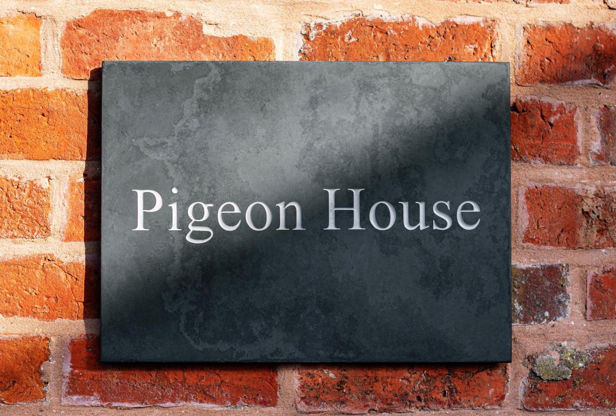 Pigeon House - Unique Barn With Private Garden, Hot Tub And Wood Burner Villa Shrewsbury Eksteriør billede