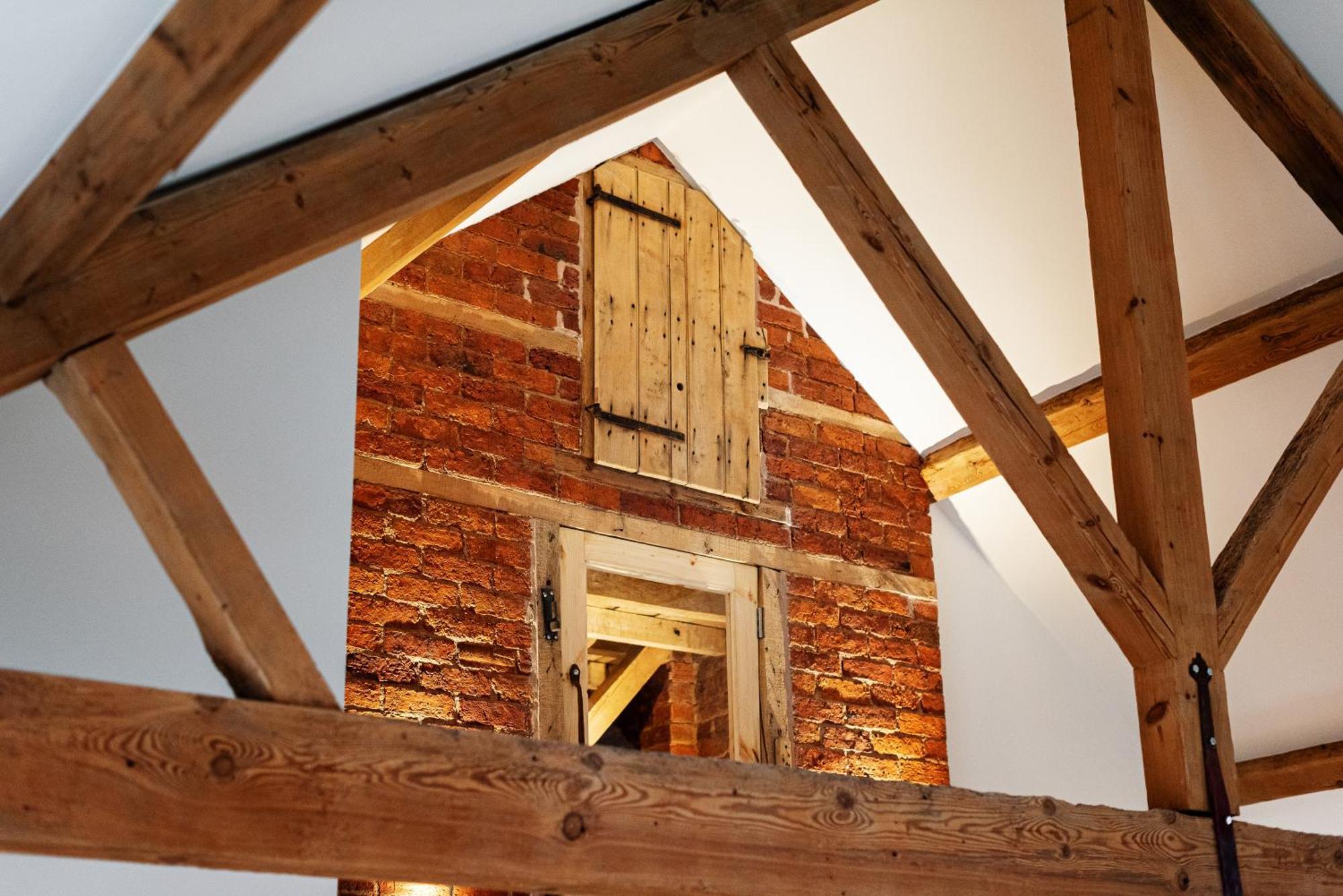 Pigeon House - Unique Barn With Private Garden, Hot Tub And Wood Burner Villa Shrewsbury Eksteriør billede